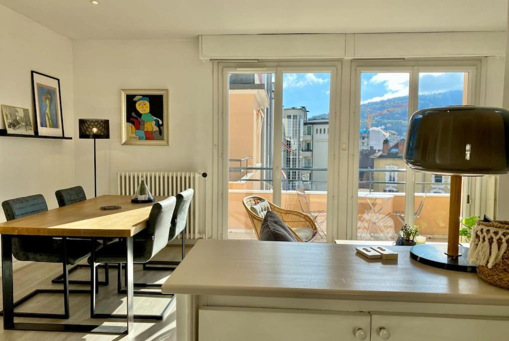 Ferienwohnung Toit-Terrasse Traversant Plein Centre 100M Du Lac Annecy Exterior foto